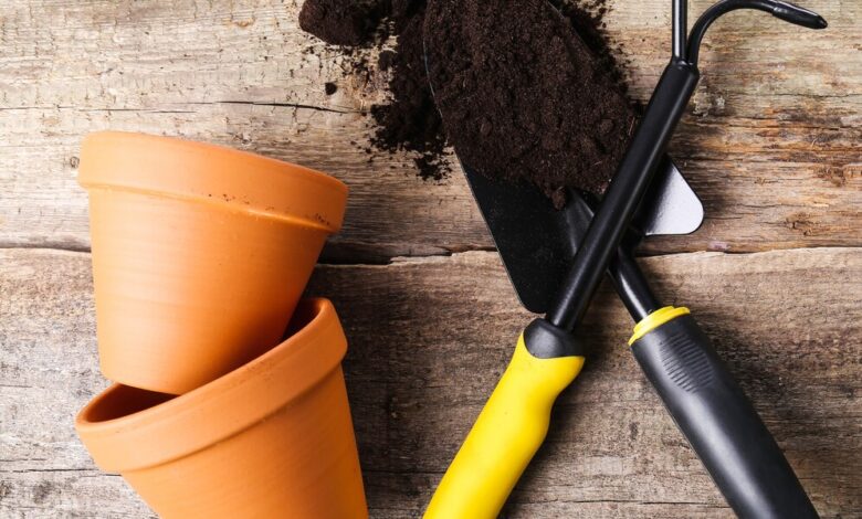 plant troweler